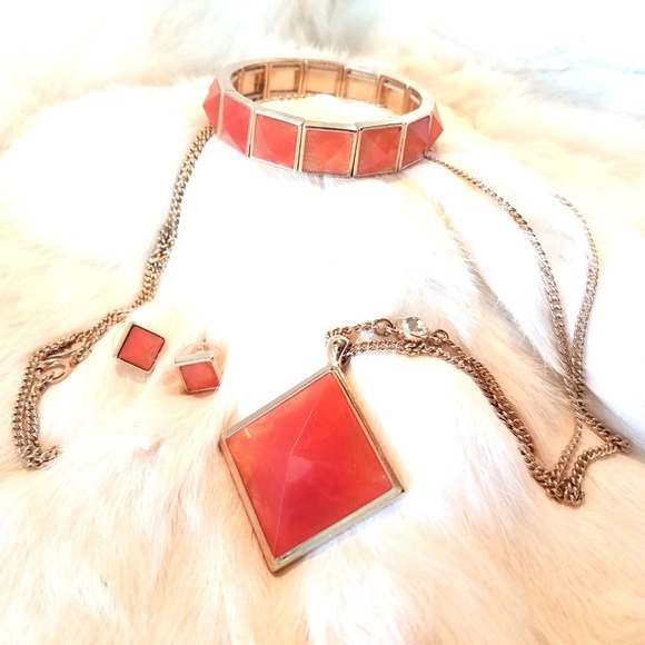 Ann Taylor Jewelry - Ann Taylor Orange Pyramid Jewelry Parure Set